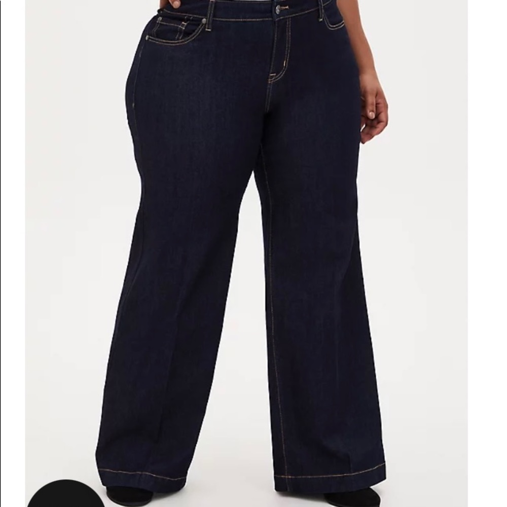 Torrid High Rise Dark Wash Wide Leg Jeans 12 Short